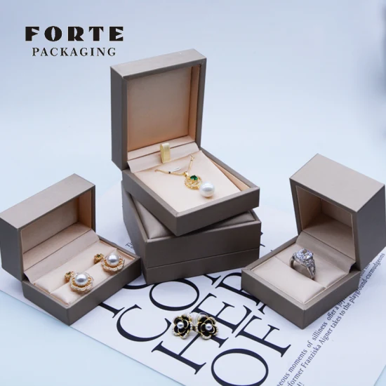 Forte 2022 Luxe Discret PU Cuir Vintage Bijoux Emballage Chaude Logo Personnalisé Collier Emballage Anneau Boîtes À Bijoux avec Logo
